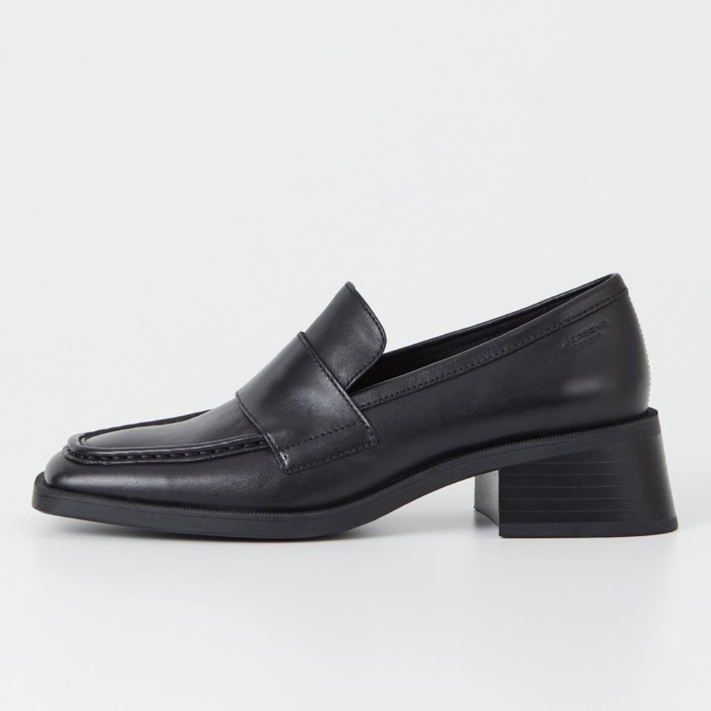 Vagabond leather heeled loafers